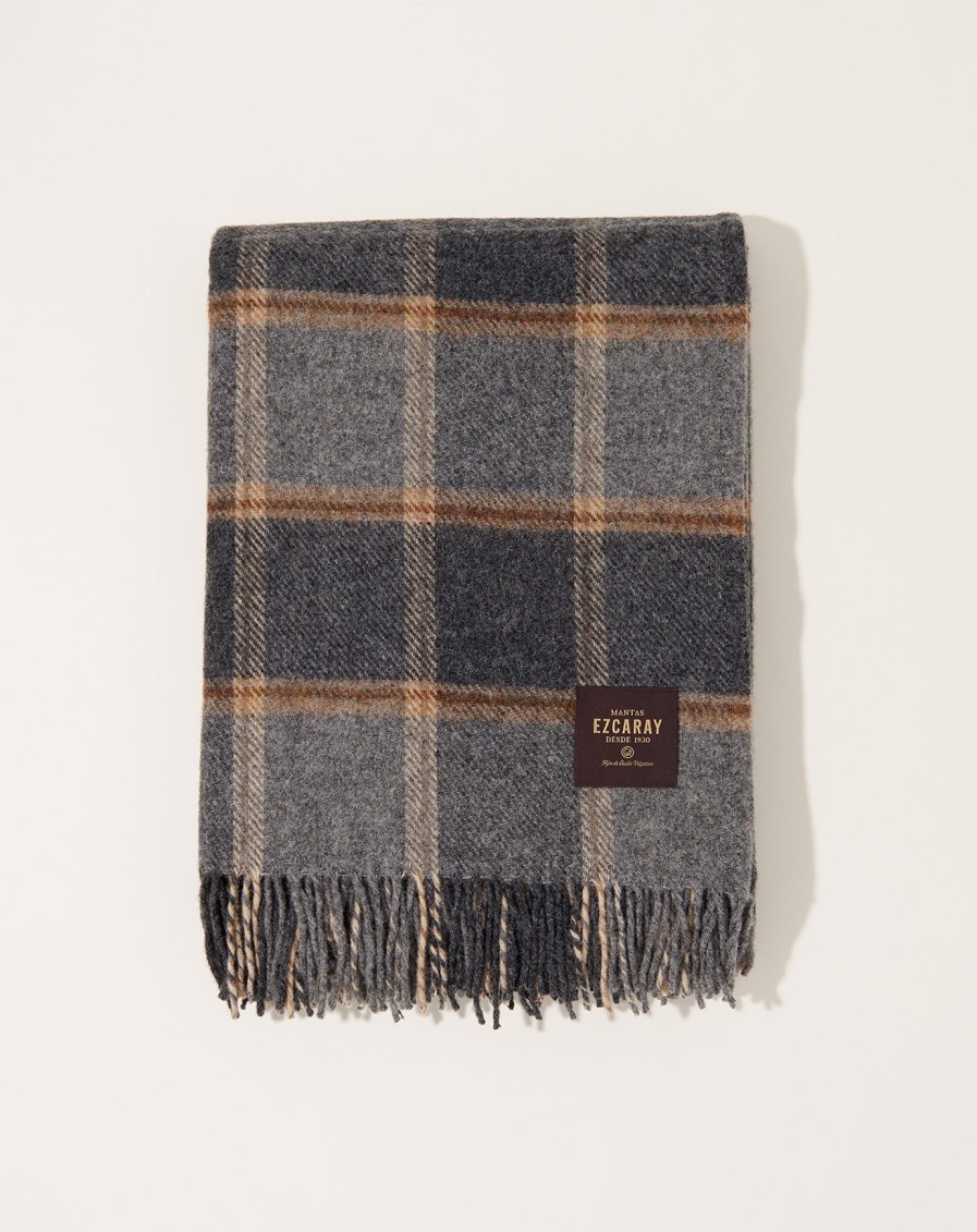 Home Mantas Ezcaray | Shetland Blanket In Grey