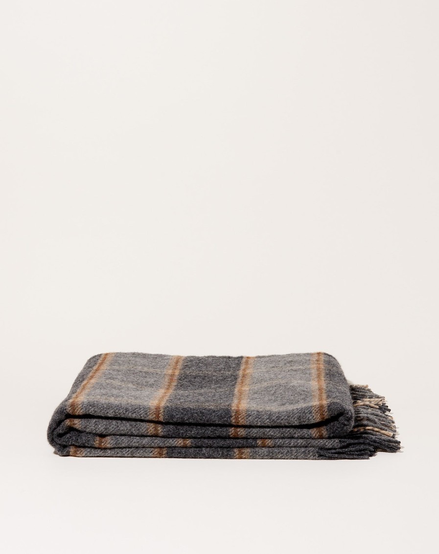 Home Mantas Ezcaray | Shetland Blanket In Grey