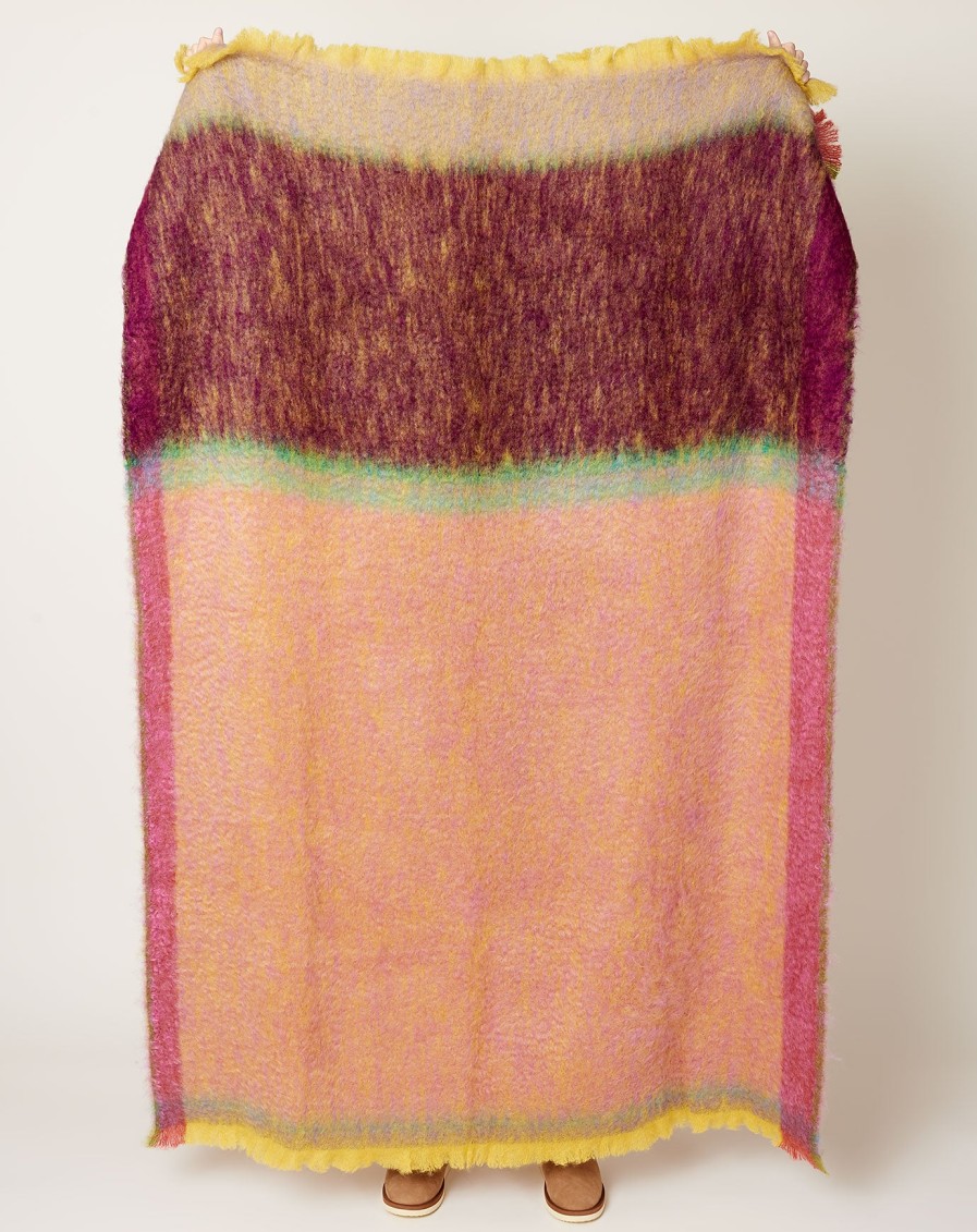 Home Mantas Ezcaray | Mohair Rozco Blanket In Light Pink