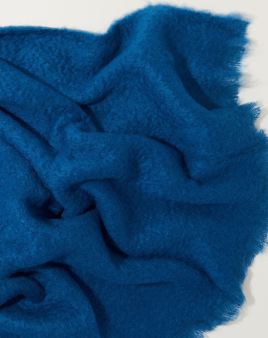 Home Mantas Ezcaray | Mohair Lisos Throw In Ultramarine